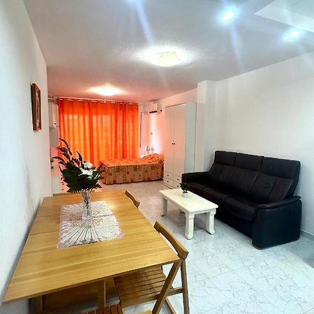 Apartament Estudio A 1 Minuto De La Playa Torrevieja Zewnętrze zdjęcie
