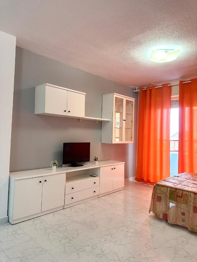 Apartament Estudio A 1 Minuto De La Playa Torrevieja Zewnętrze zdjęcie